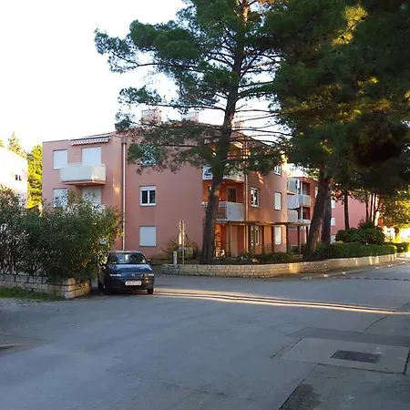 ゲストハウス Janez Novigrad Istria